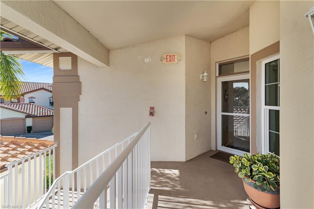 SUNSET CAY VILLAS - Residential