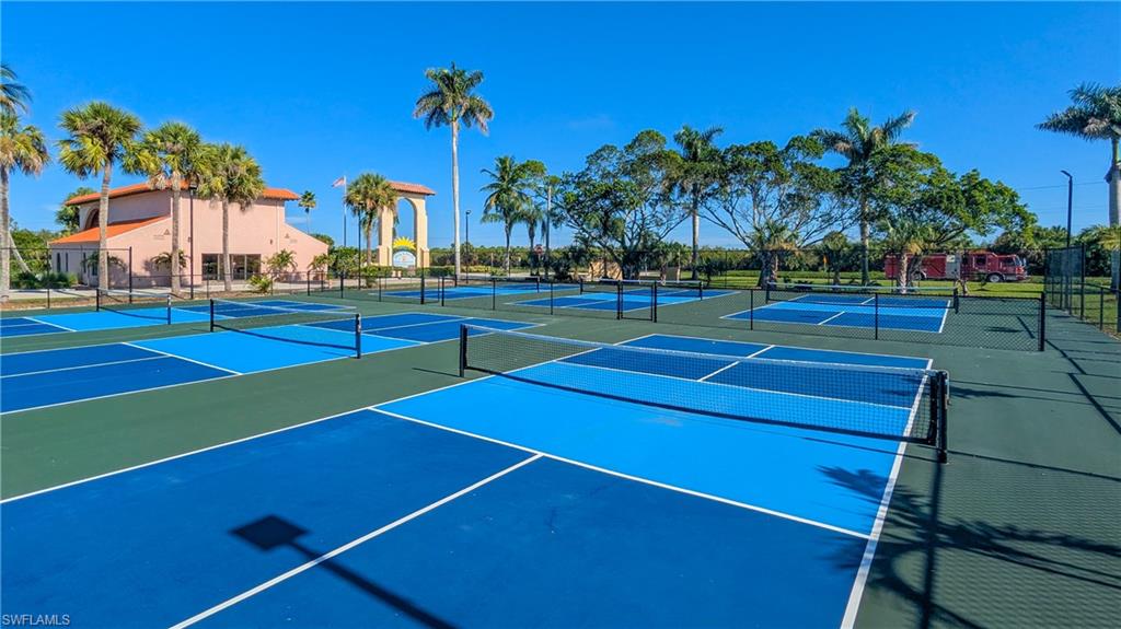 SUNSET CAY VILLAS - Residential