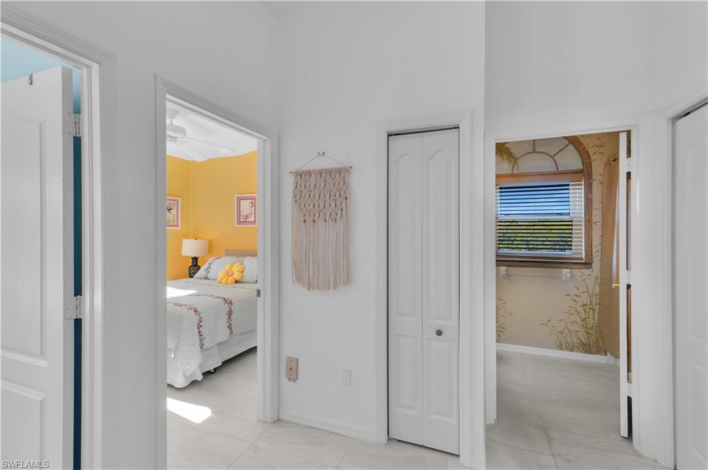 SUNSET CAY VILLAS - Residential