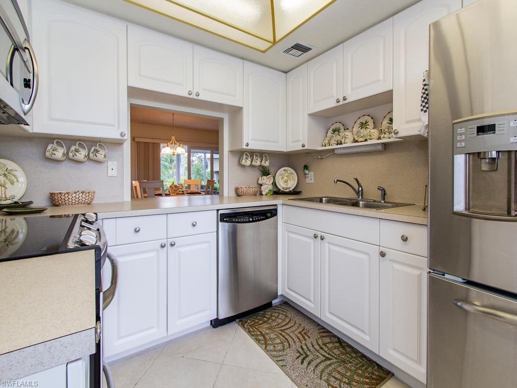 GLADES COUNTRY CLUB - Residential