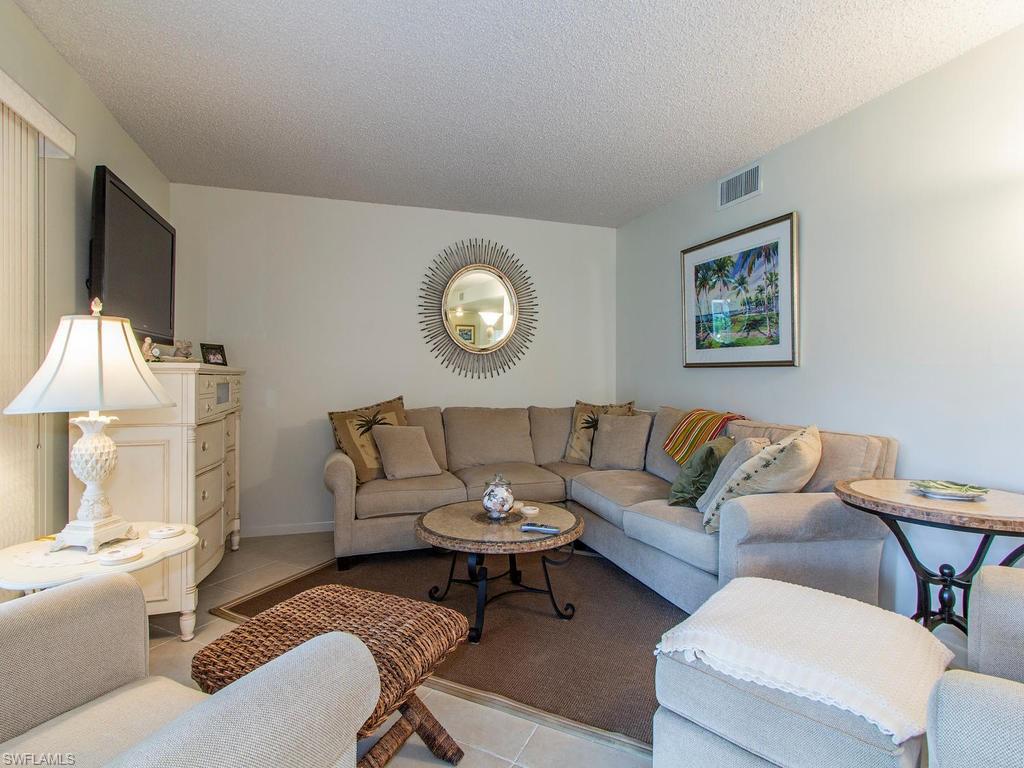 GLADES COUNTRY CLUB - Residential