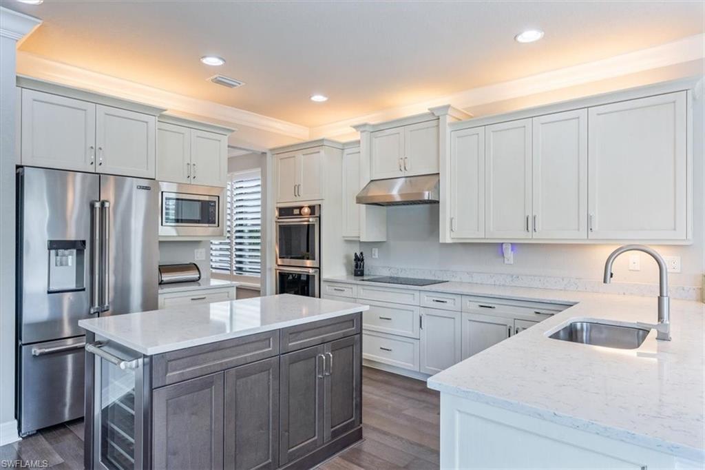 MARINA BAY - Residential