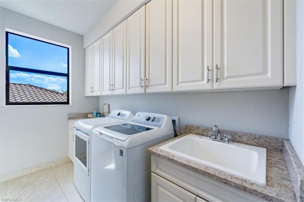 MARINA BAY - Residential