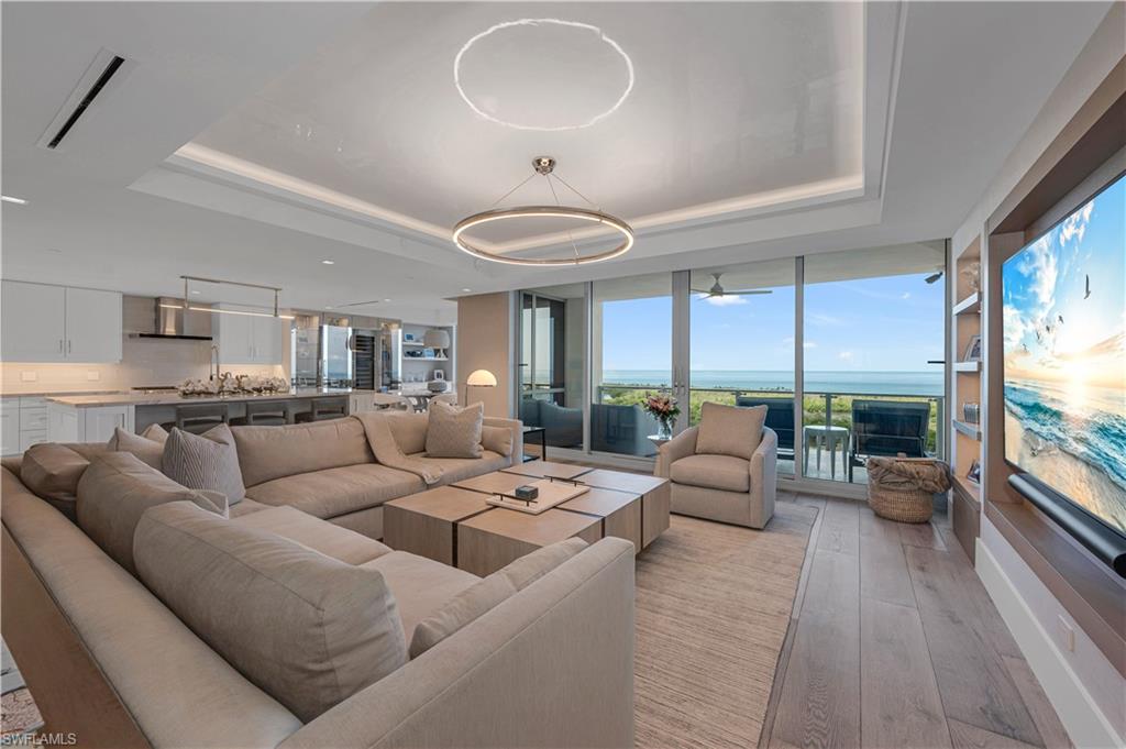 MYSTIQUE - Residential