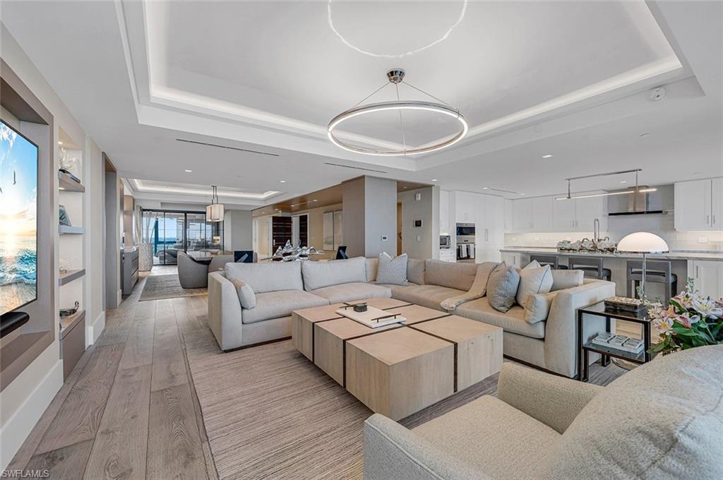 MYSTIQUE - Residential