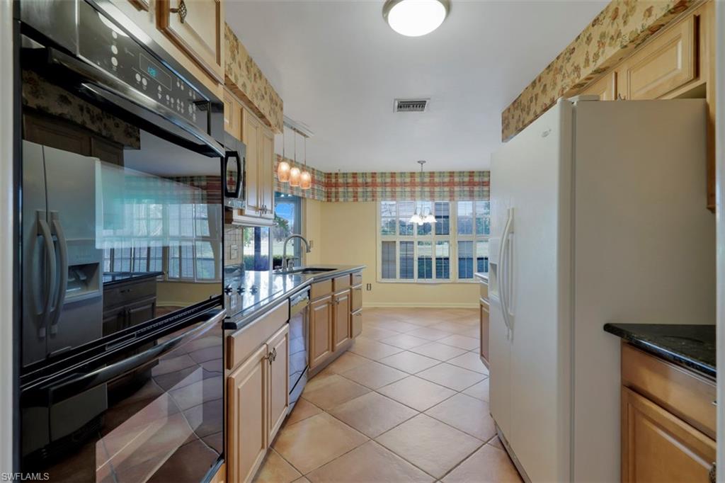 ST ANDREWS AT LELY GOLF ESTATES - Residential