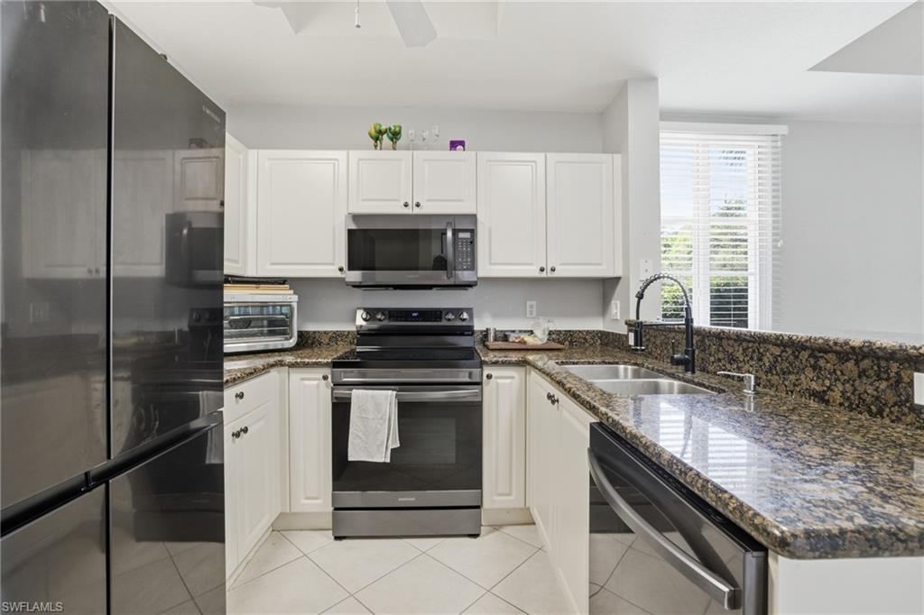 ENCLAVE AT CYPRESS LAKE CONDO - Residential