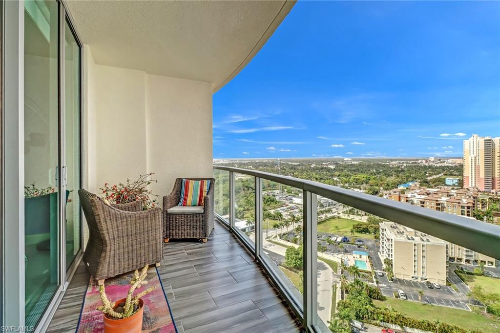 3000 Oasis Grand BLVD 2205