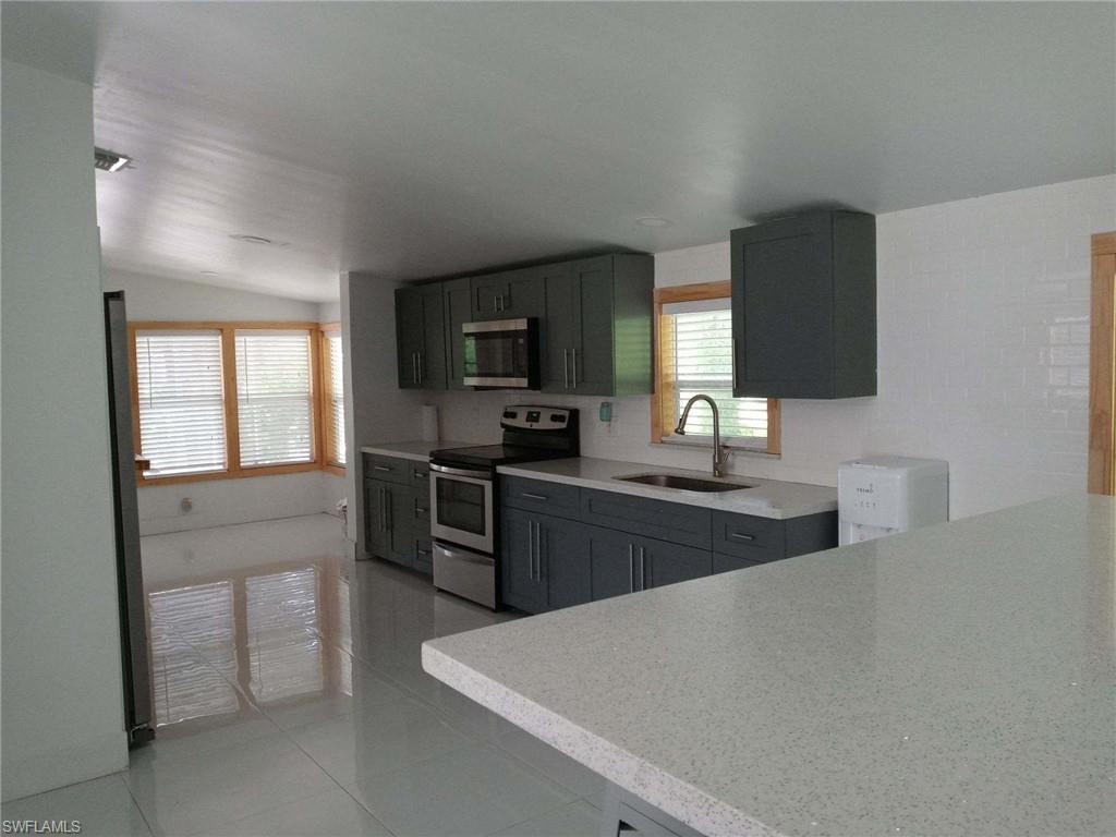 ACREAGE HEADER - Residential