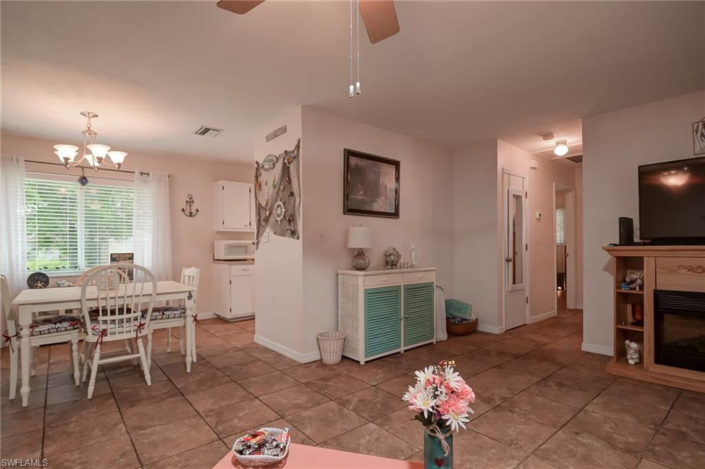 FORT MYERS SHORES - Residential