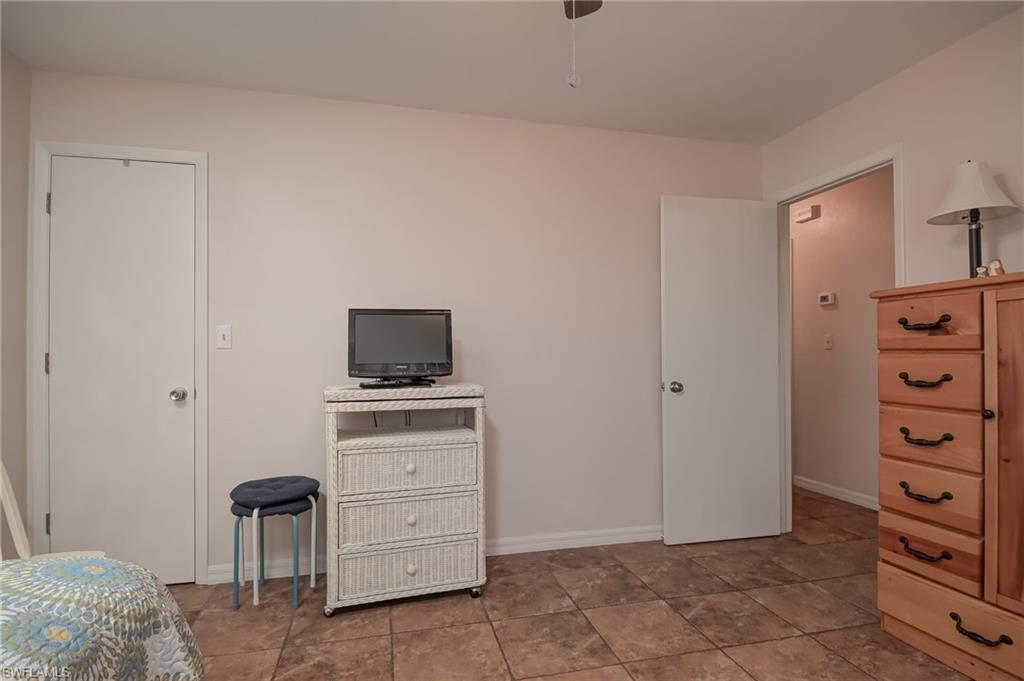 FORT MYERS SHORES - Residential