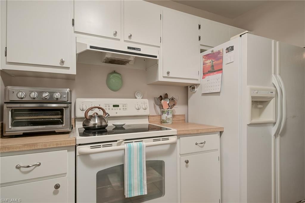 FORT MYERS SHORES - Residential