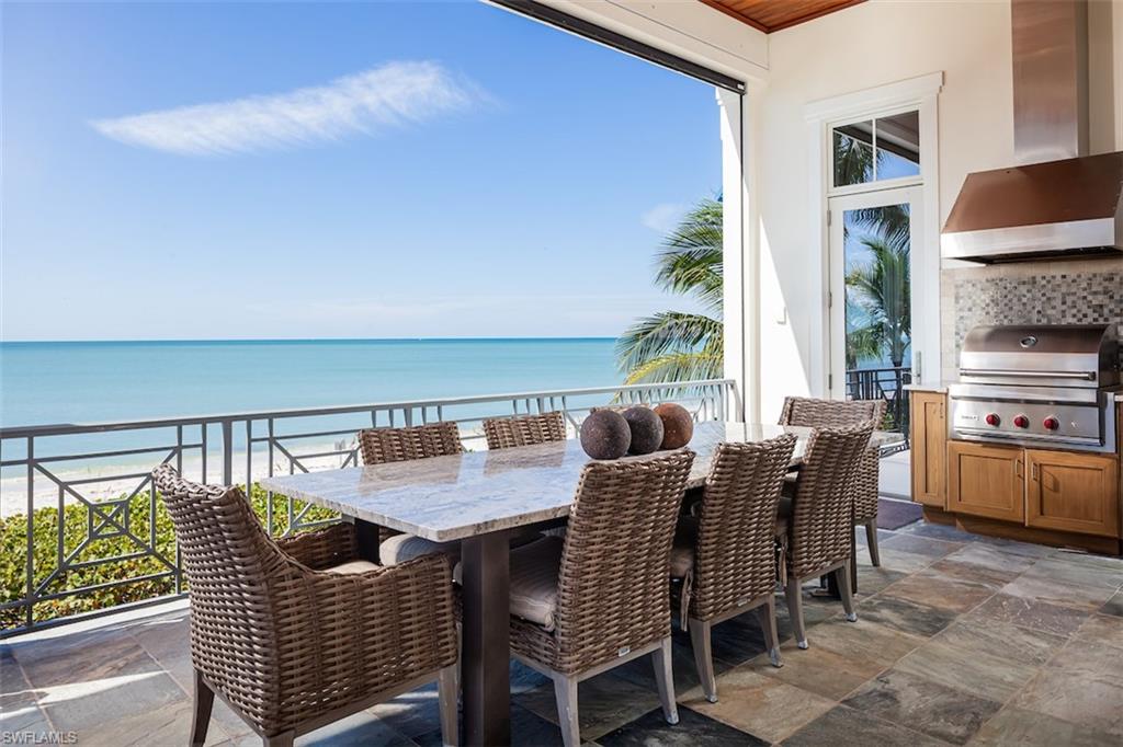 BAREFOOT BEACH - Residential