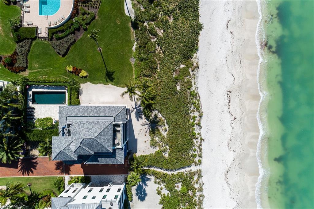 BAREFOOT BEACH - Residential