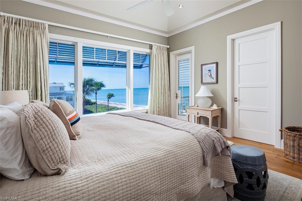 BAREFOOT BEACH - Residential