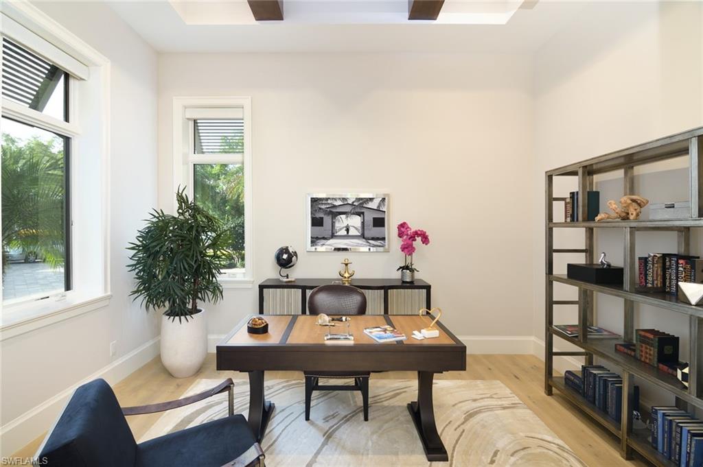 PELICAN BAY WOODS - Residential