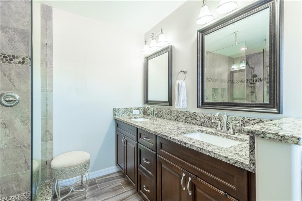 MAGNOLIA LAKES - Residential