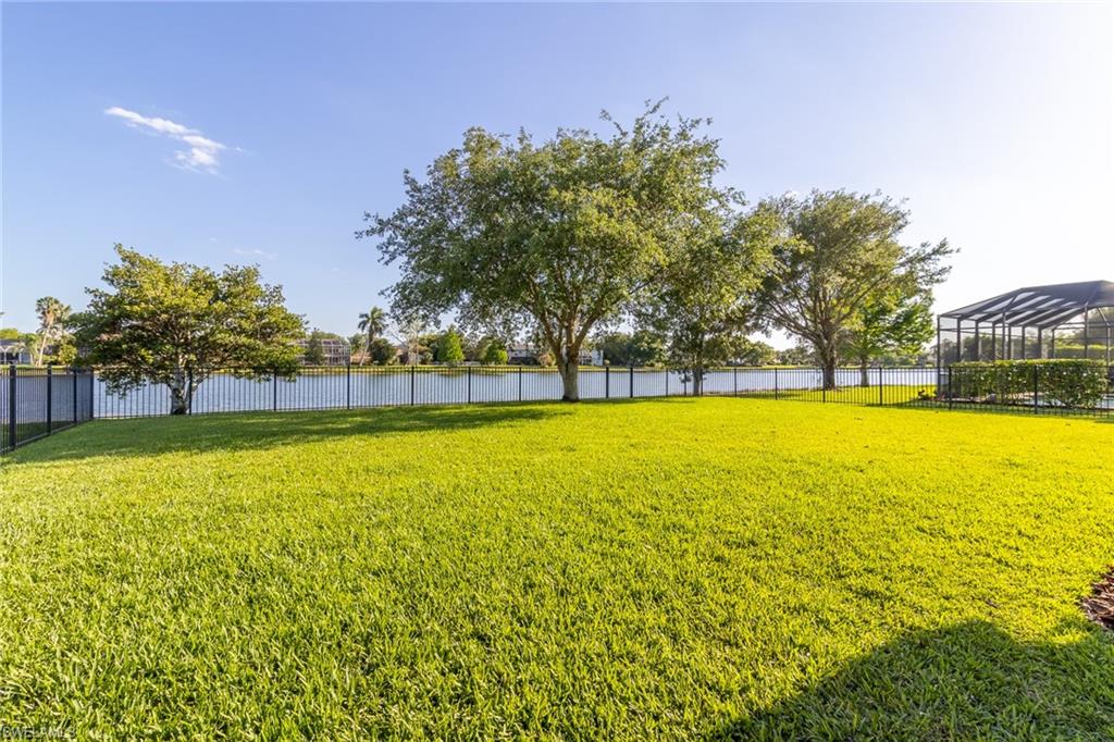 MAGNOLIA LAKES - Residential