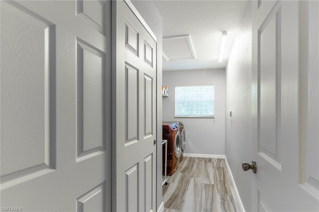 MAGNOLIA LAKES - Residential