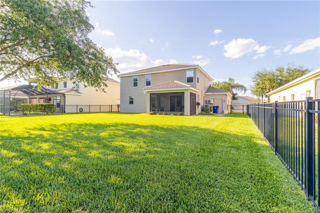 MAGNOLIA LAKES - Residential