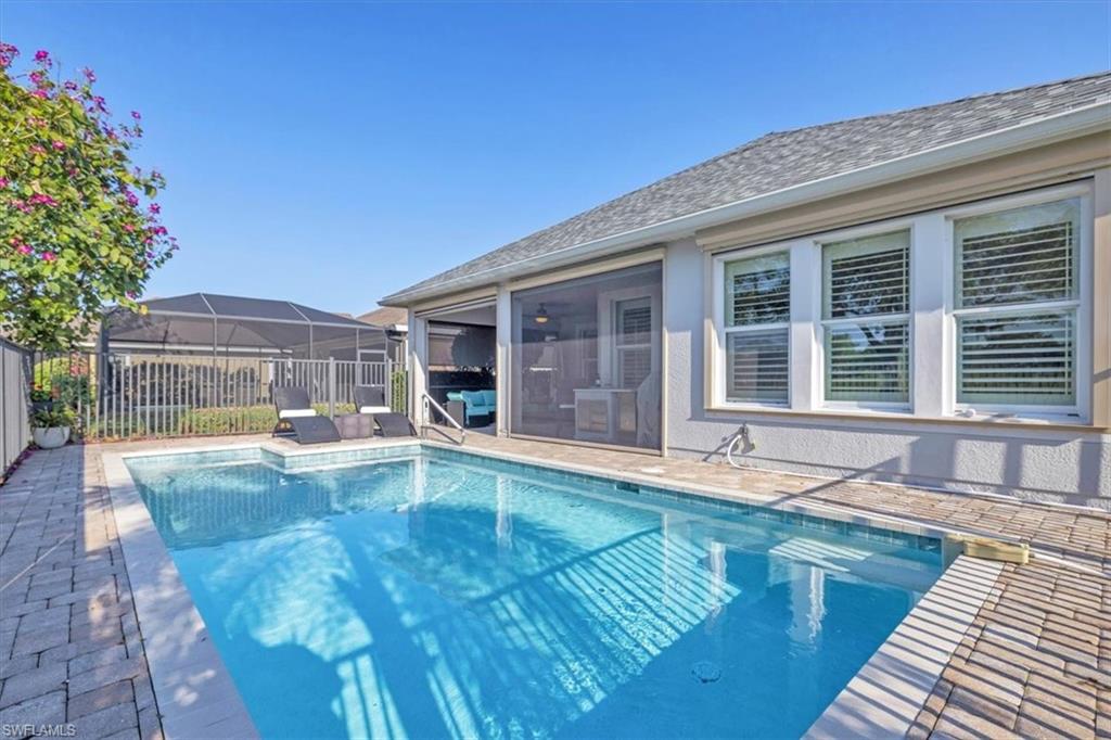 COUNTRY CLUB - Residential