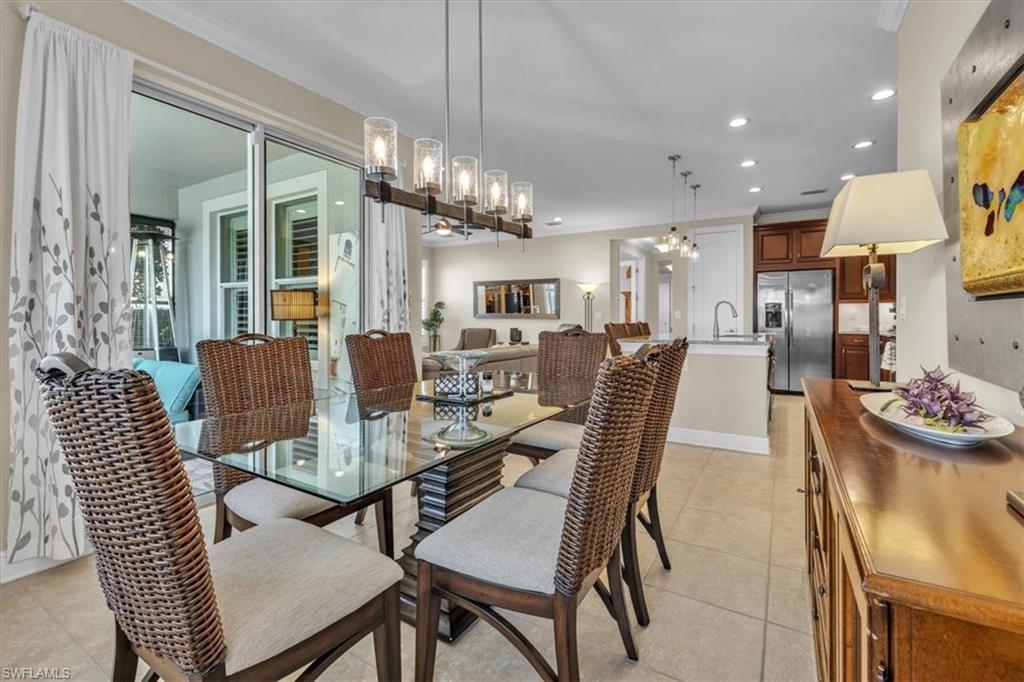 COUNTRY CLUB - Residential