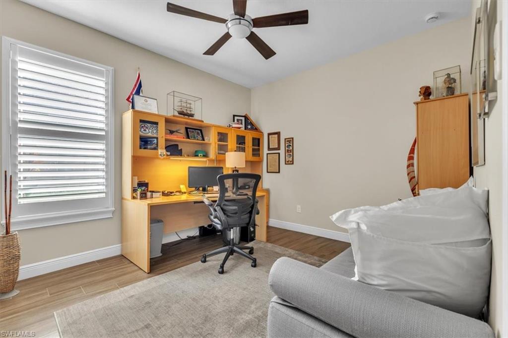 COUNTRY CLUB - Residential