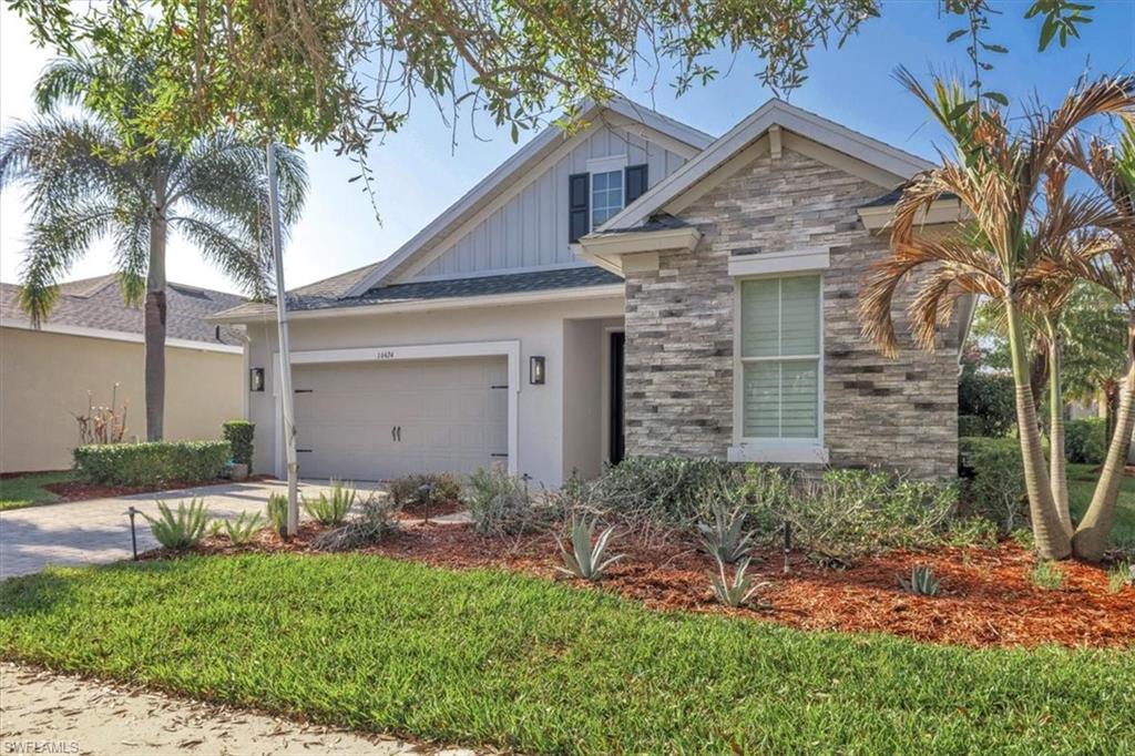 COUNTRY CLUB - Residential