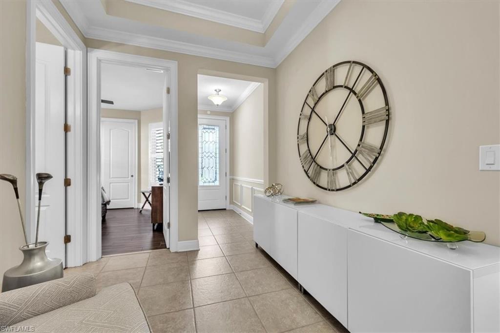 COUNTRY CLUB - Residential