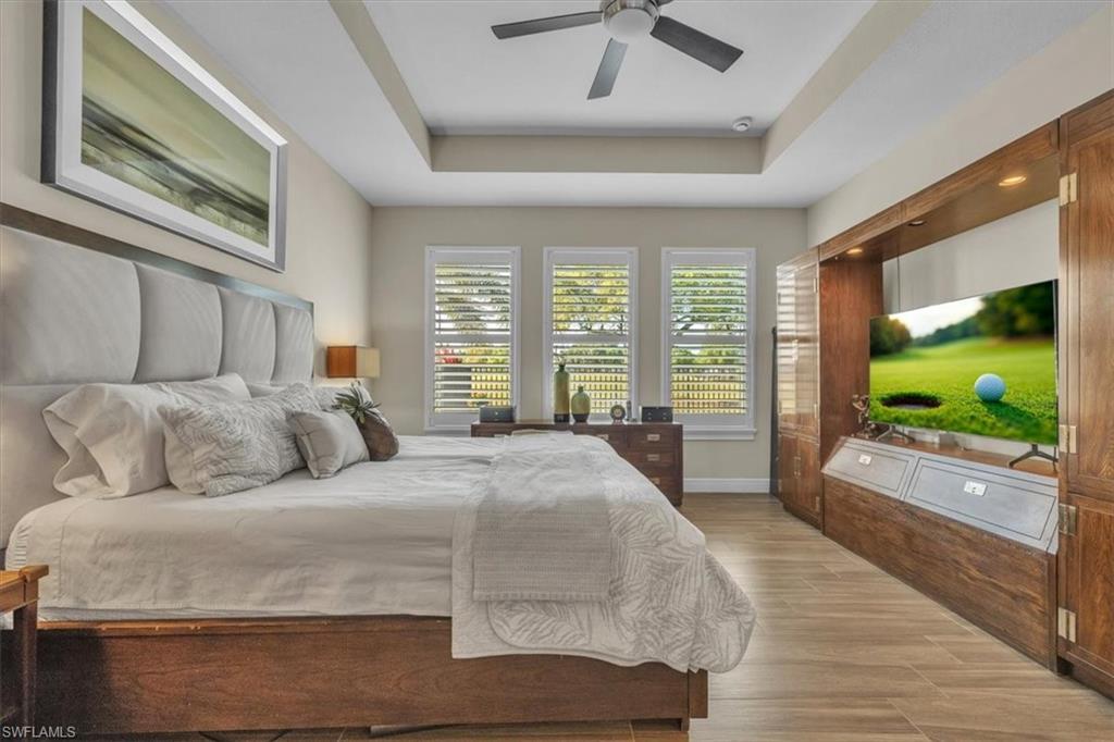 COUNTRY CLUB - Residential