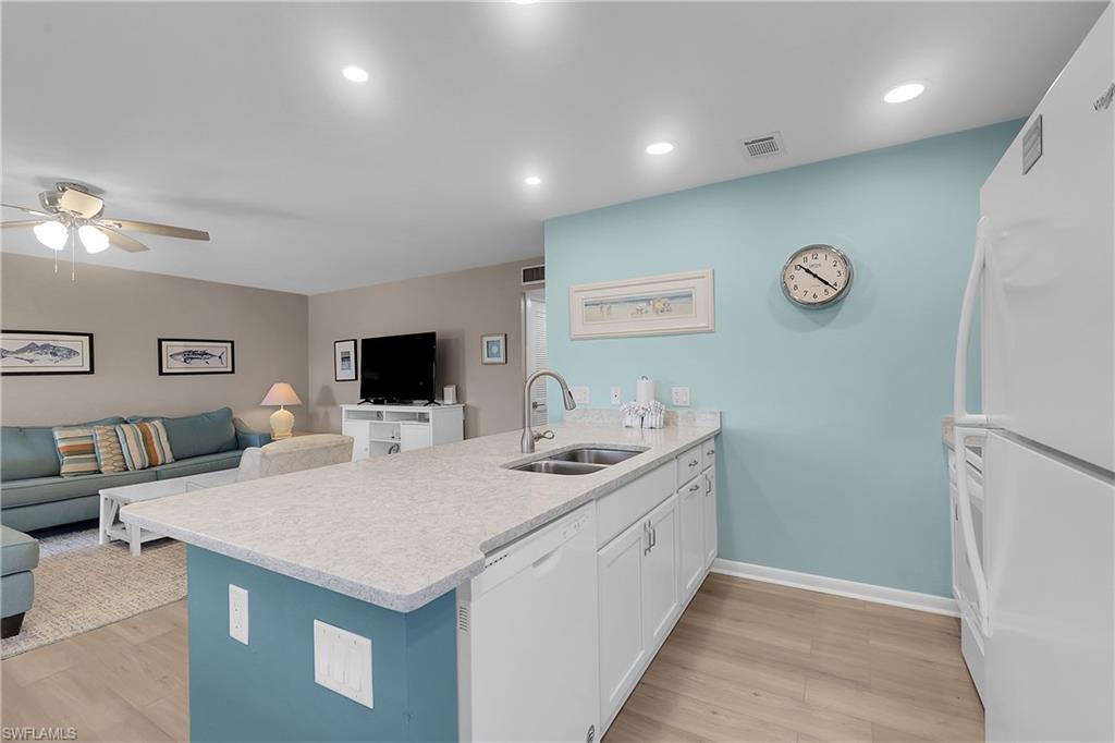 SANIBEL ARMS WEST CONDO - Residential