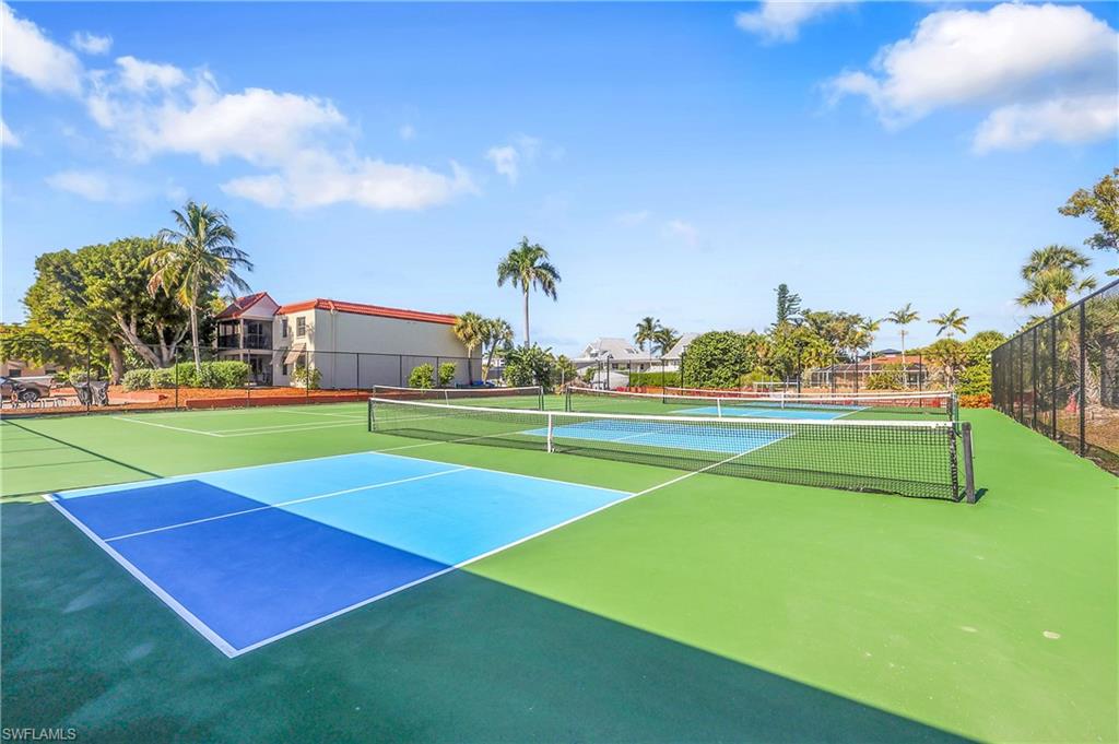 SANIBEL ARMS WEST CONDO - Residential