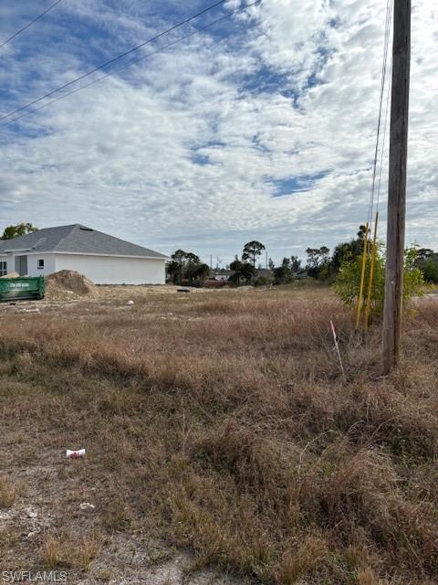 CAPE CORAL - Land