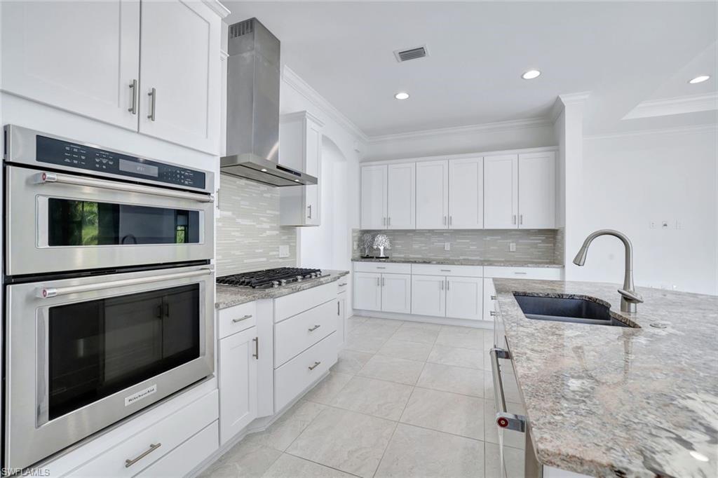 LAMORADA - Residential