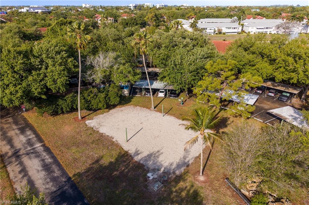 VENETIAN PALMS - Residential