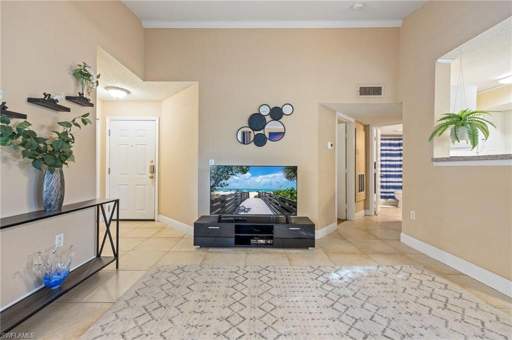 VENETIAN PALMS - Residential