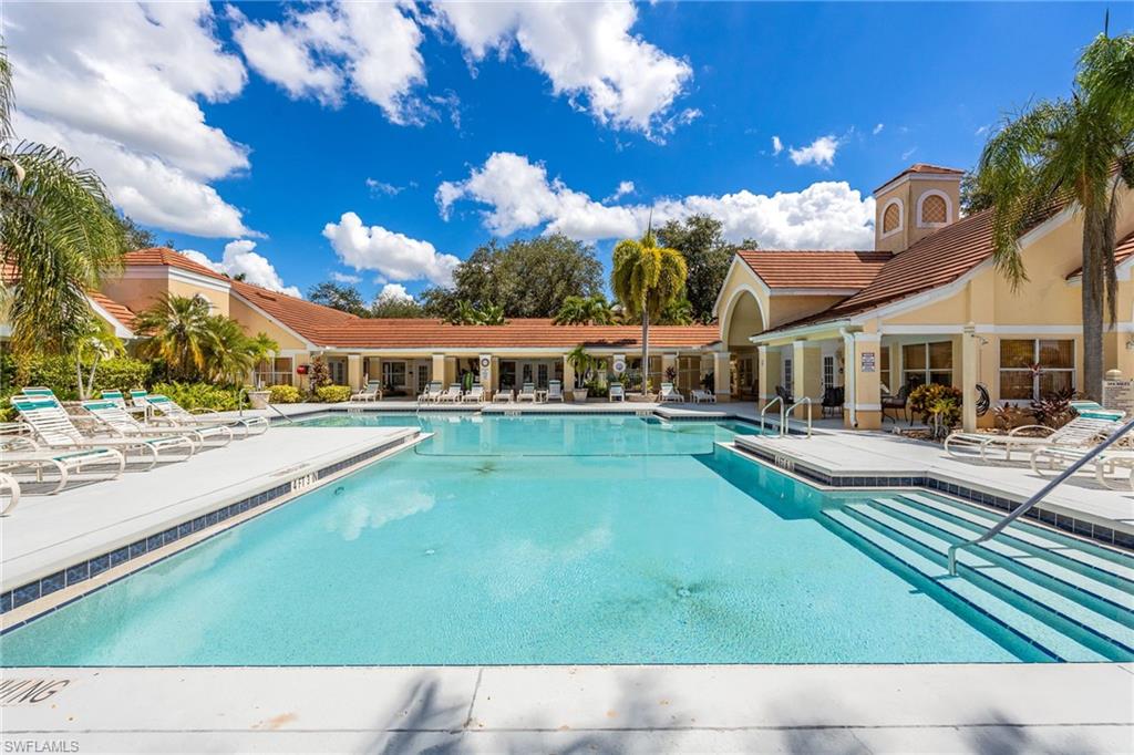 VENETIAN PALMS - Residential