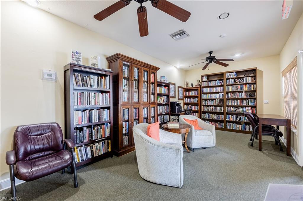 VENETIAN PALMS - Residential