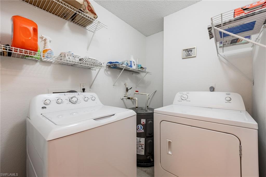 VENETIAN PALMS - Residential