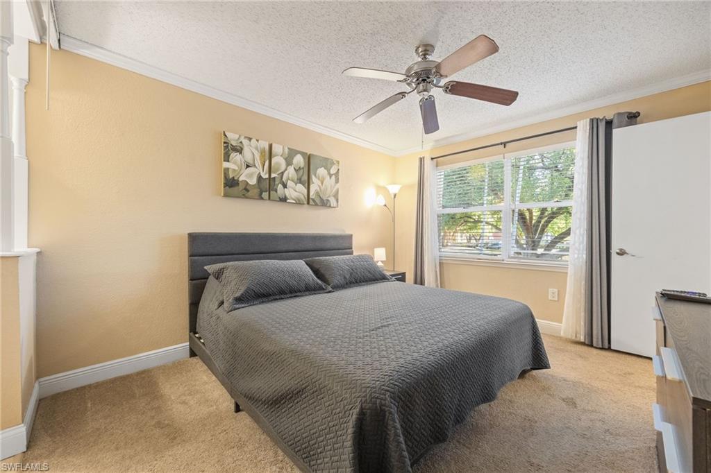 VENETIAN PALMS - Residential