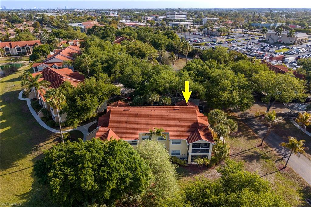 VENETIAN PALMS - Residential