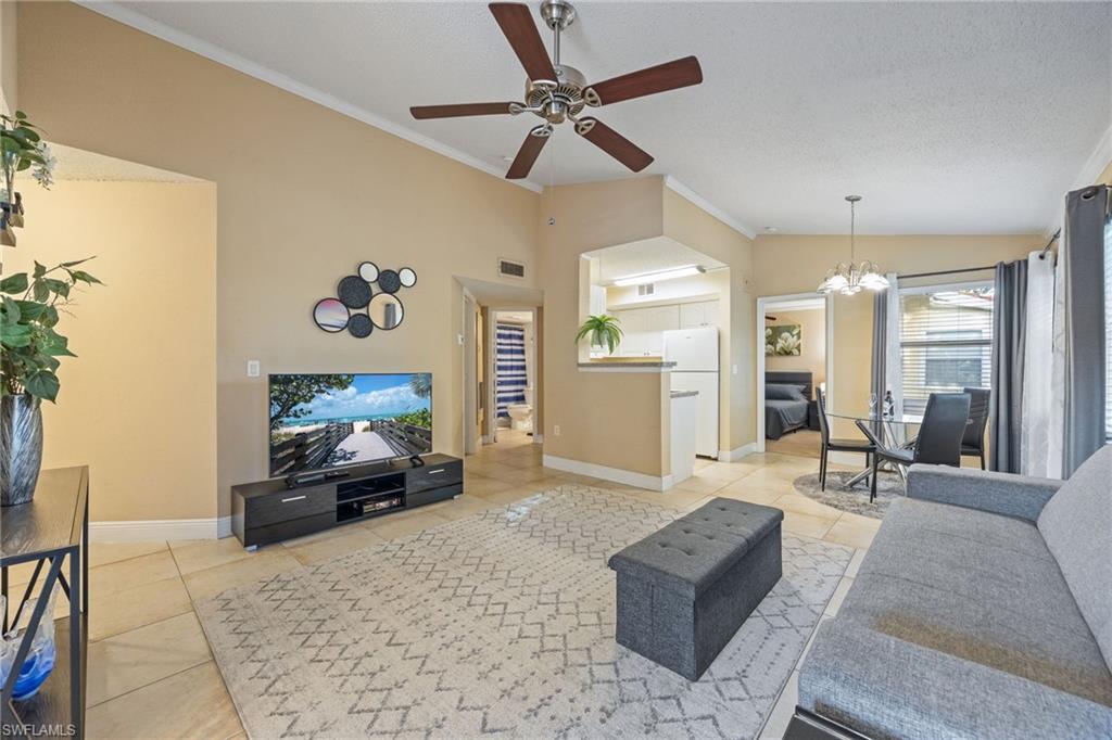 VENETIAN PALMS - Residential