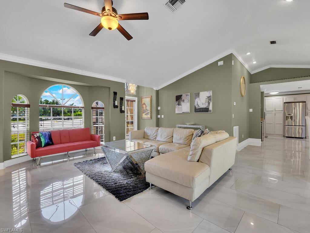 834 Santa Barbara BLVD