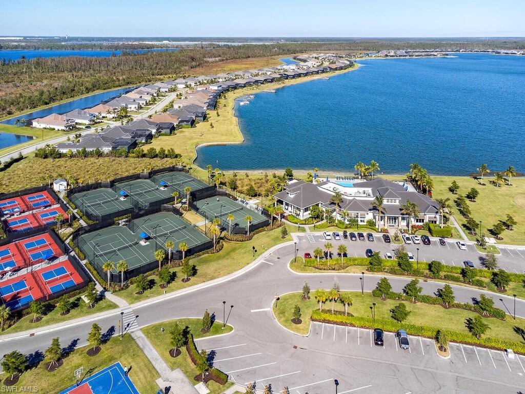 VISTA WILDBLUE - Residential