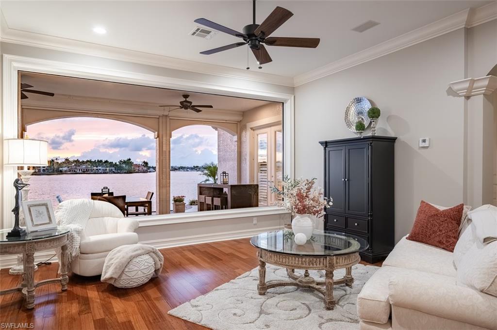 ROYAL HARBOR - Residential
