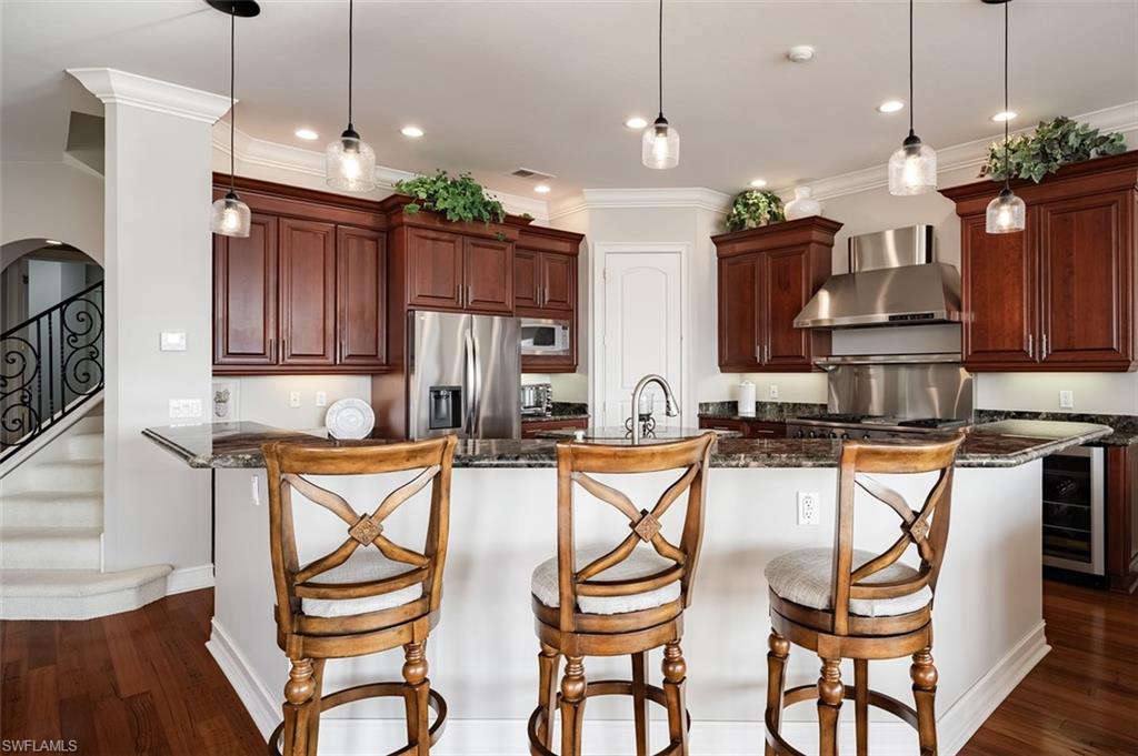 ROYAL HARBOR - Residential