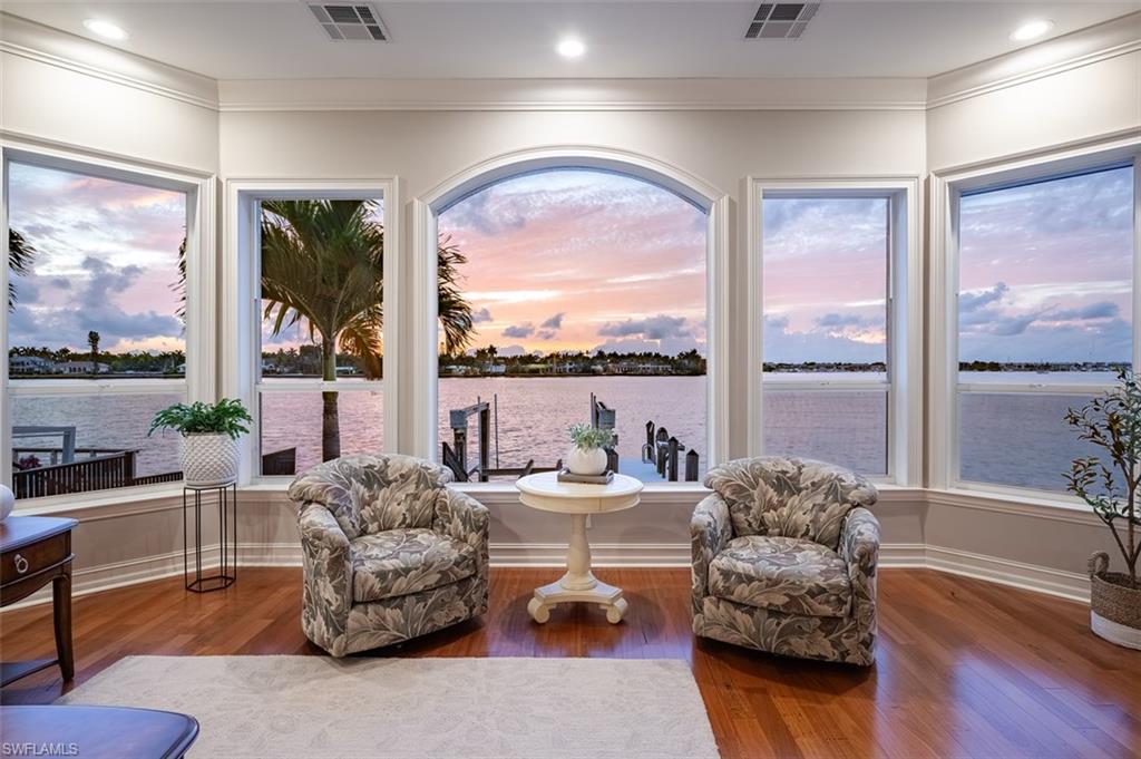 ROYAL HARBOR - Residential