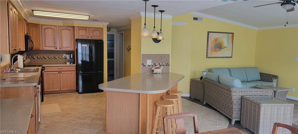 SPRING CREEK VILLAGE - Residential Lease