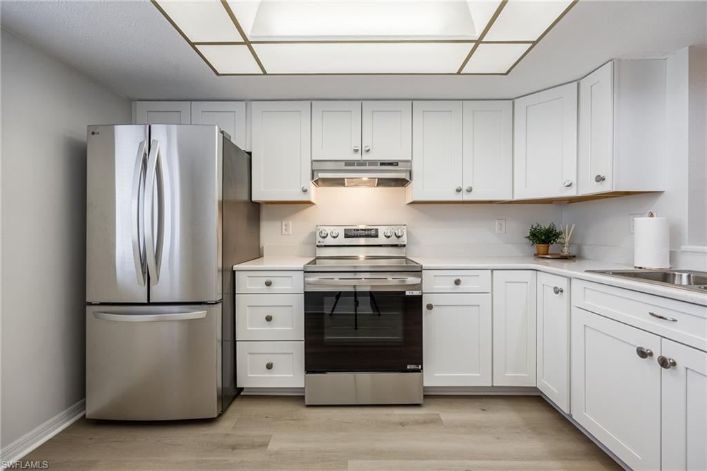 CAPTAINS HARBOR CONDO - Residential