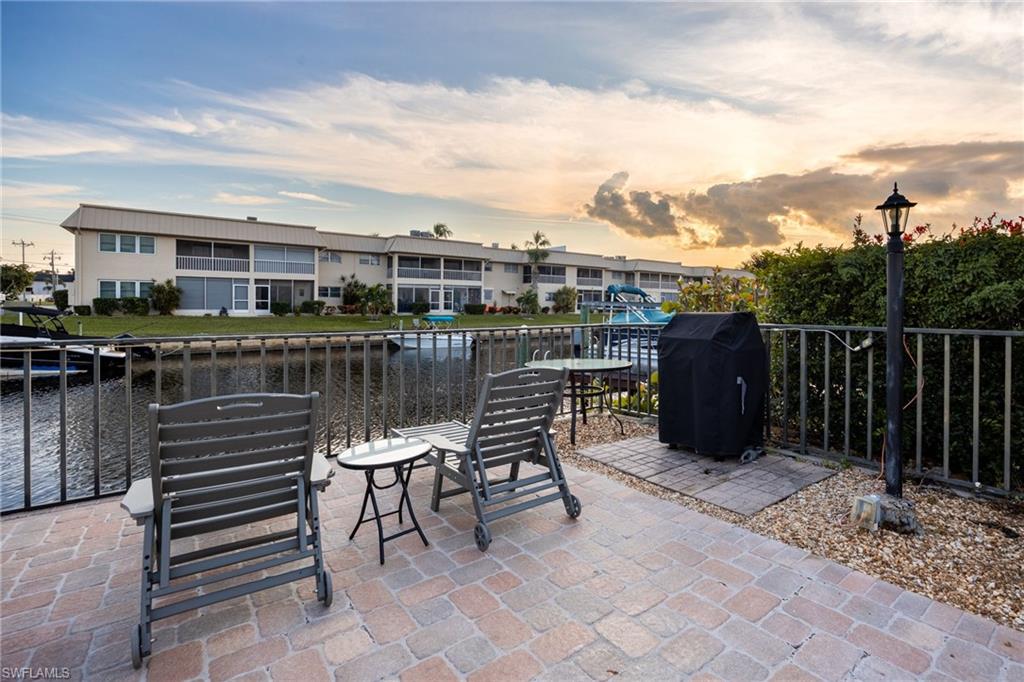 CAPTAINS HARBOR CONDO - Residential